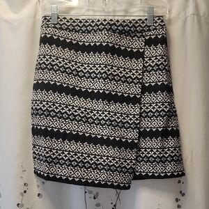 Black and White Patterned Women's Skirt